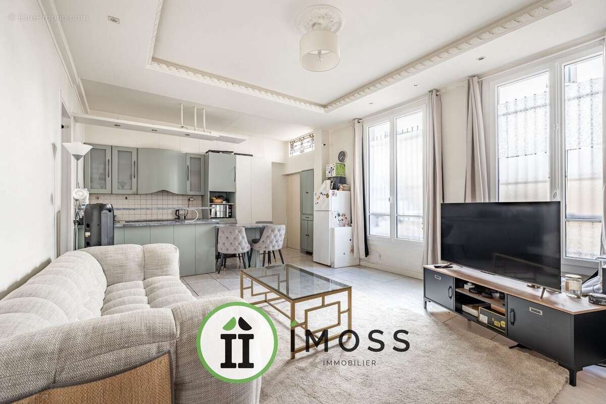 Appartement à PARIS-18E