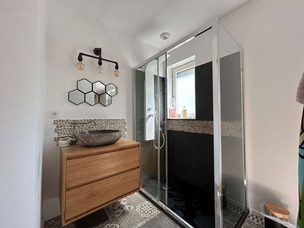 Maison de standing - GUILERS - 142.54 m2 - photo 8