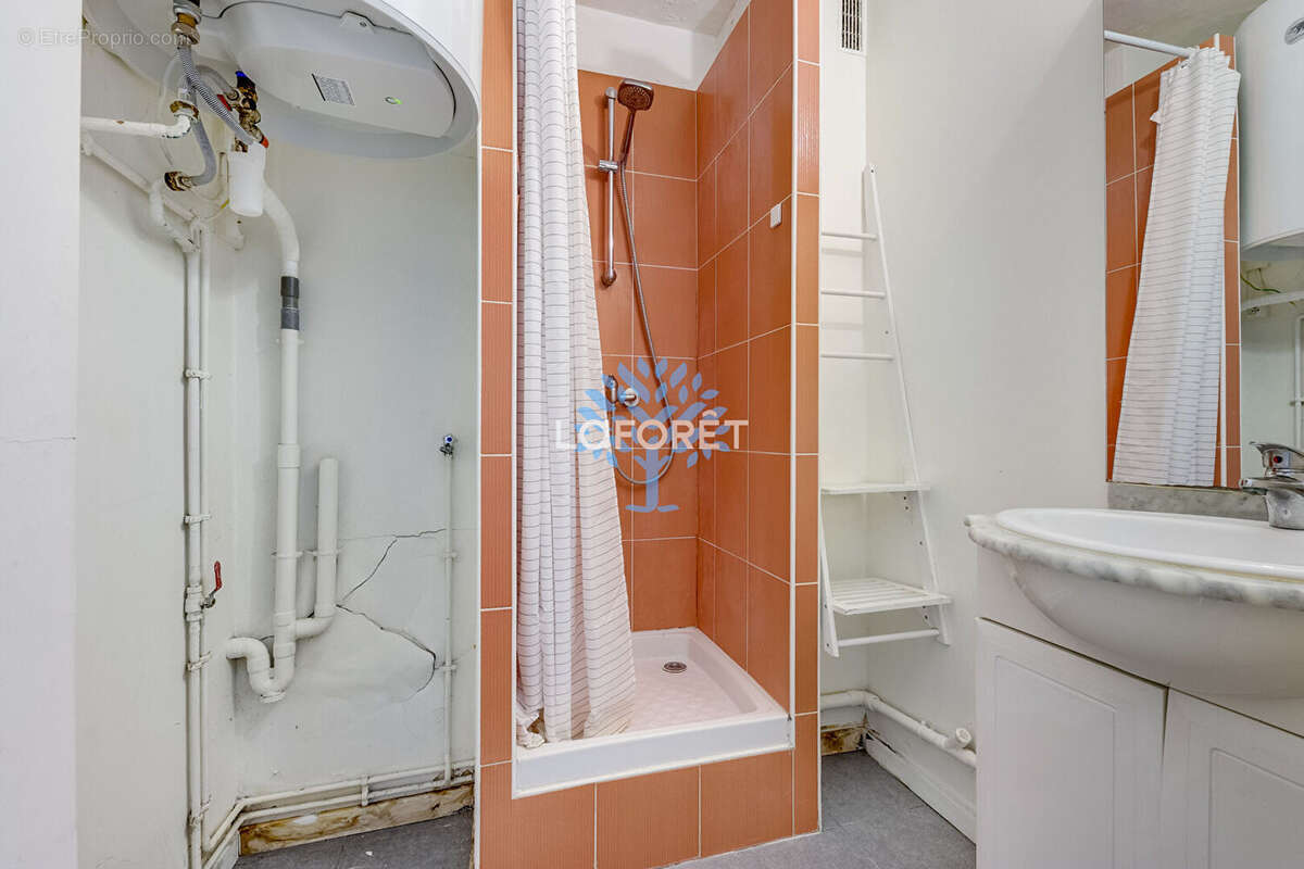 Appartement à PARIS-20E