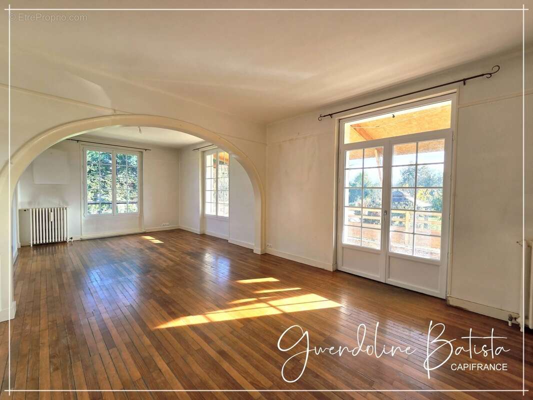 Maison Bourgeoise 240m² - 7 chambres - Terrain 7000m² avec piscine - photo 4