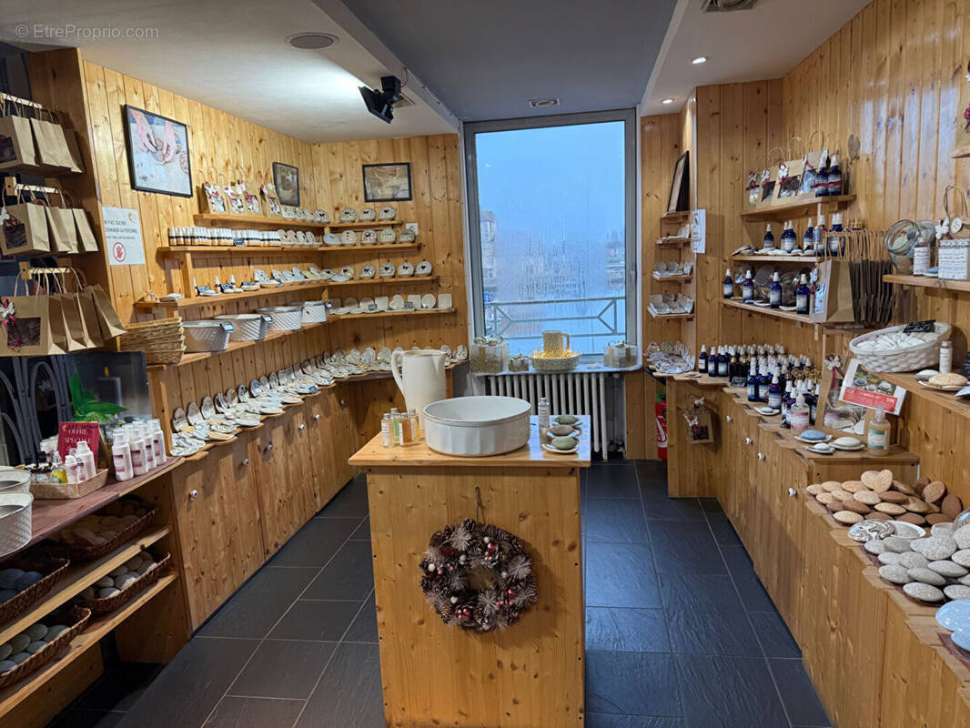 Commerce à HONFLEUR