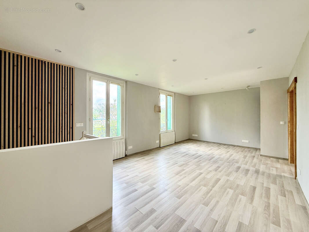 Appartement à COULOMMIERS