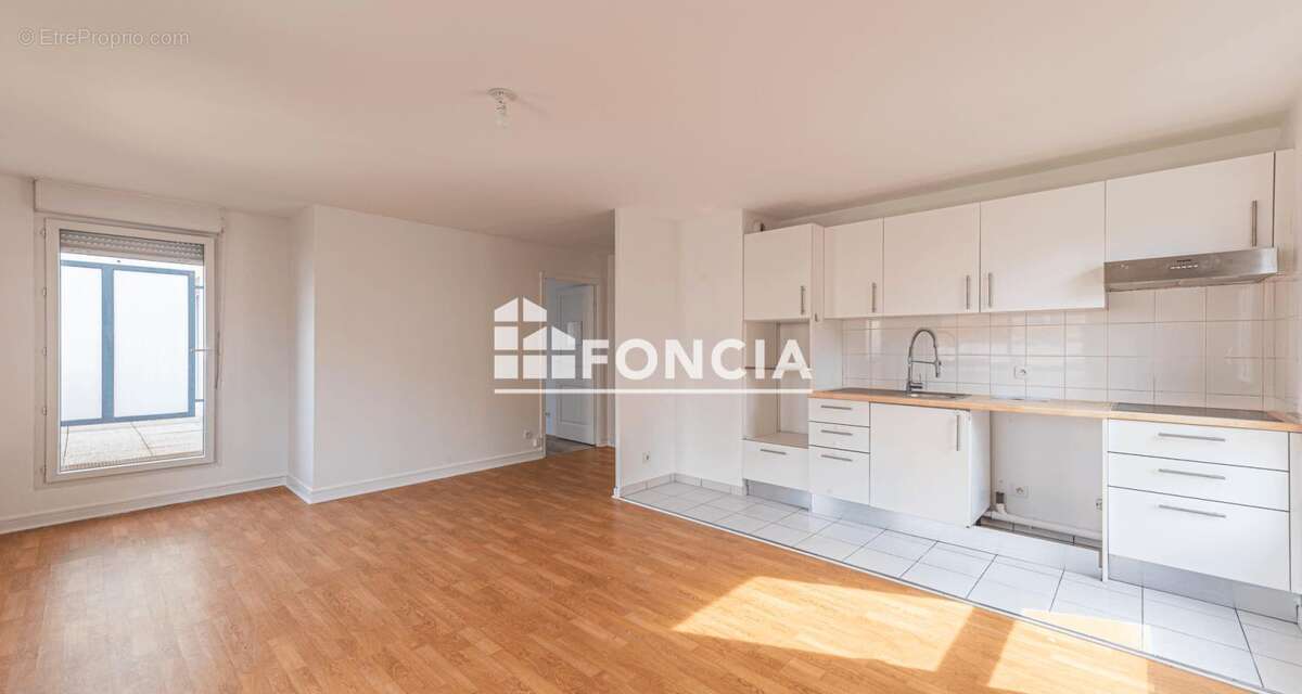 Appartement à VILLEMOMBLE