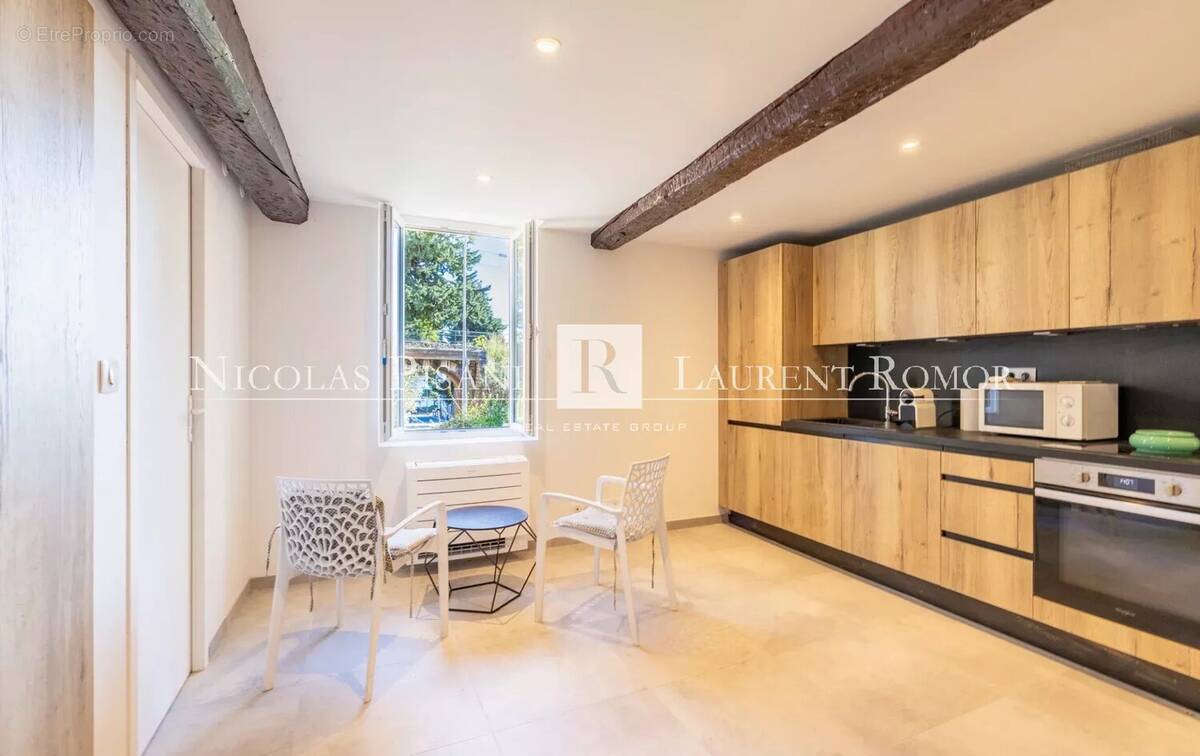 Appartement à BEAULIEU-SUR-MER