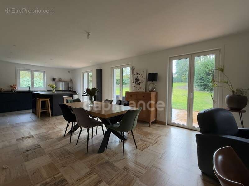 Maison à WERVICQ-SUD