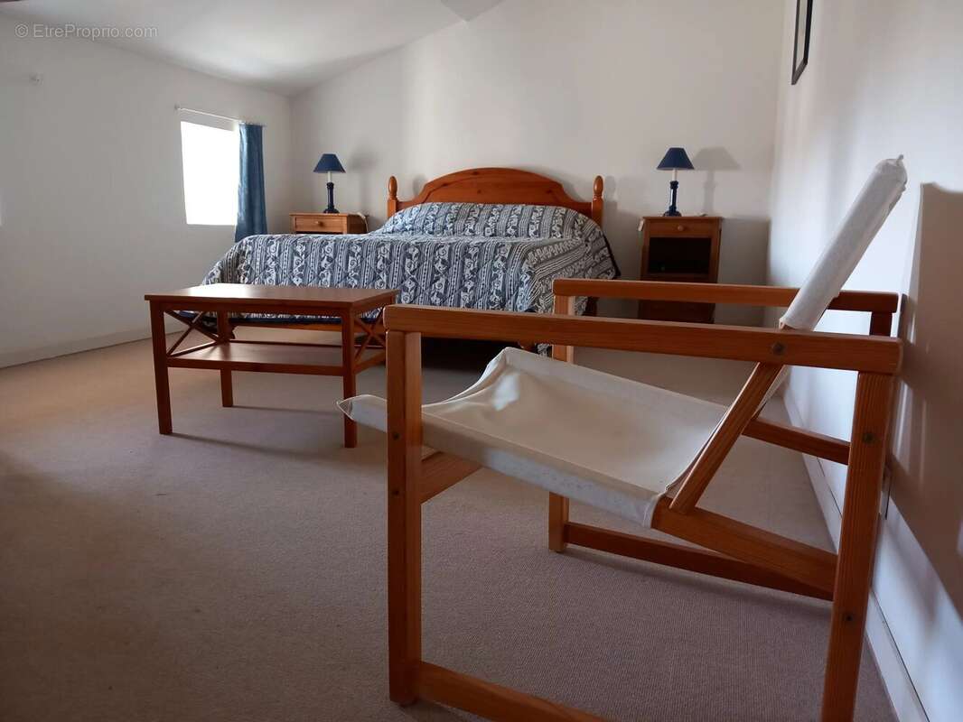 Maison à SAINT-GERMAIN-DE-LUSIGNAN