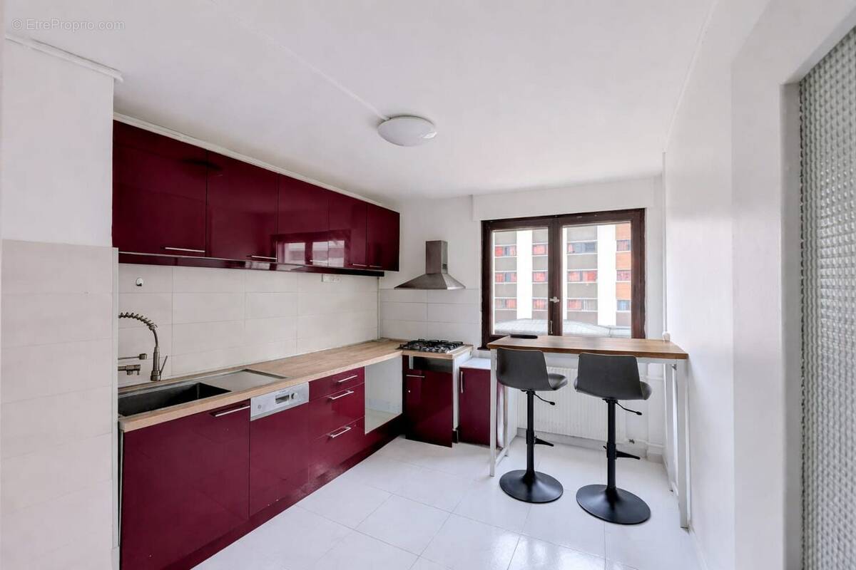 Appartement à AMBILLY