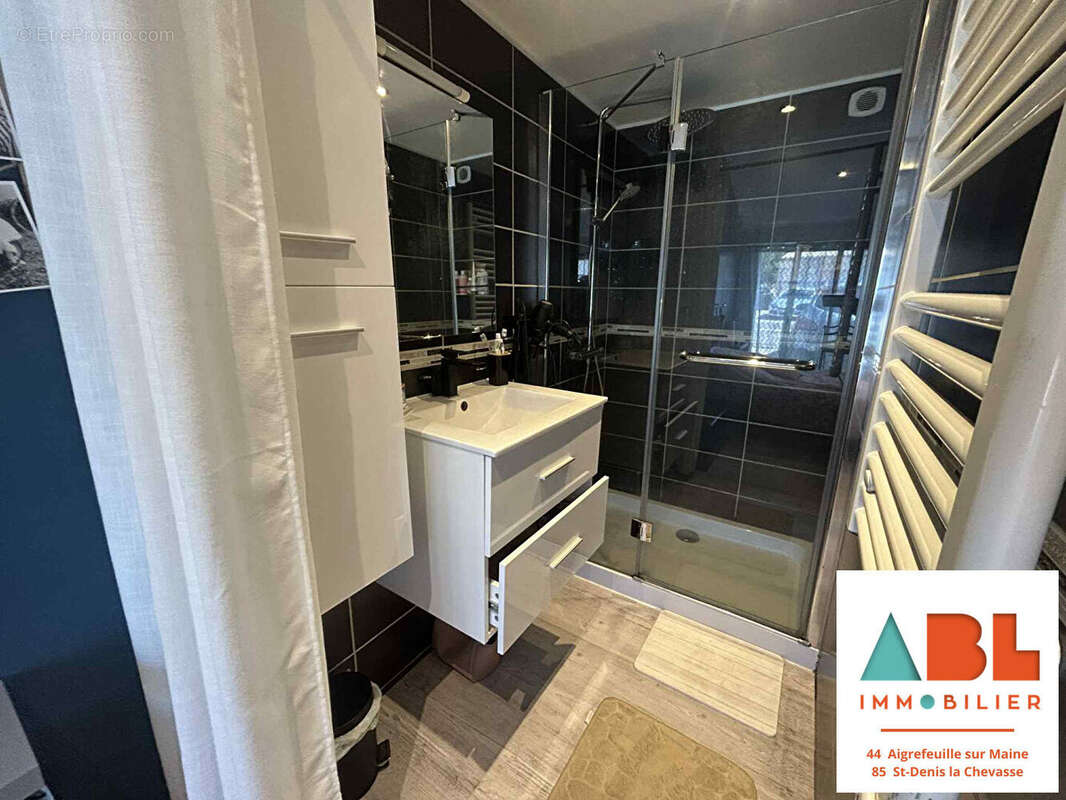 Maison à SAINT-DENIS-LA-CHEVASSE