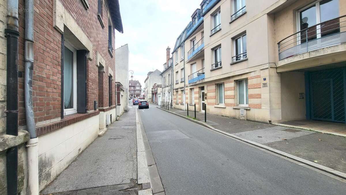 Appartement à COMPIEGNE