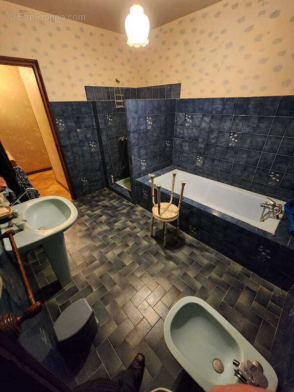 Maison à CHEIN-DESSUS