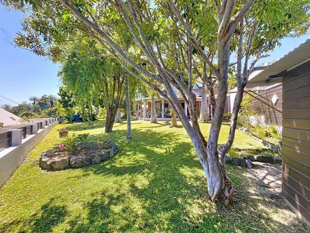 Maison à LES AVIRONS