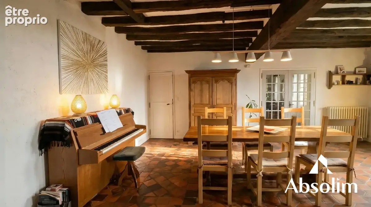 Maison 10 pièces 208 m² à vendre à Maze (49630) - photo 8
