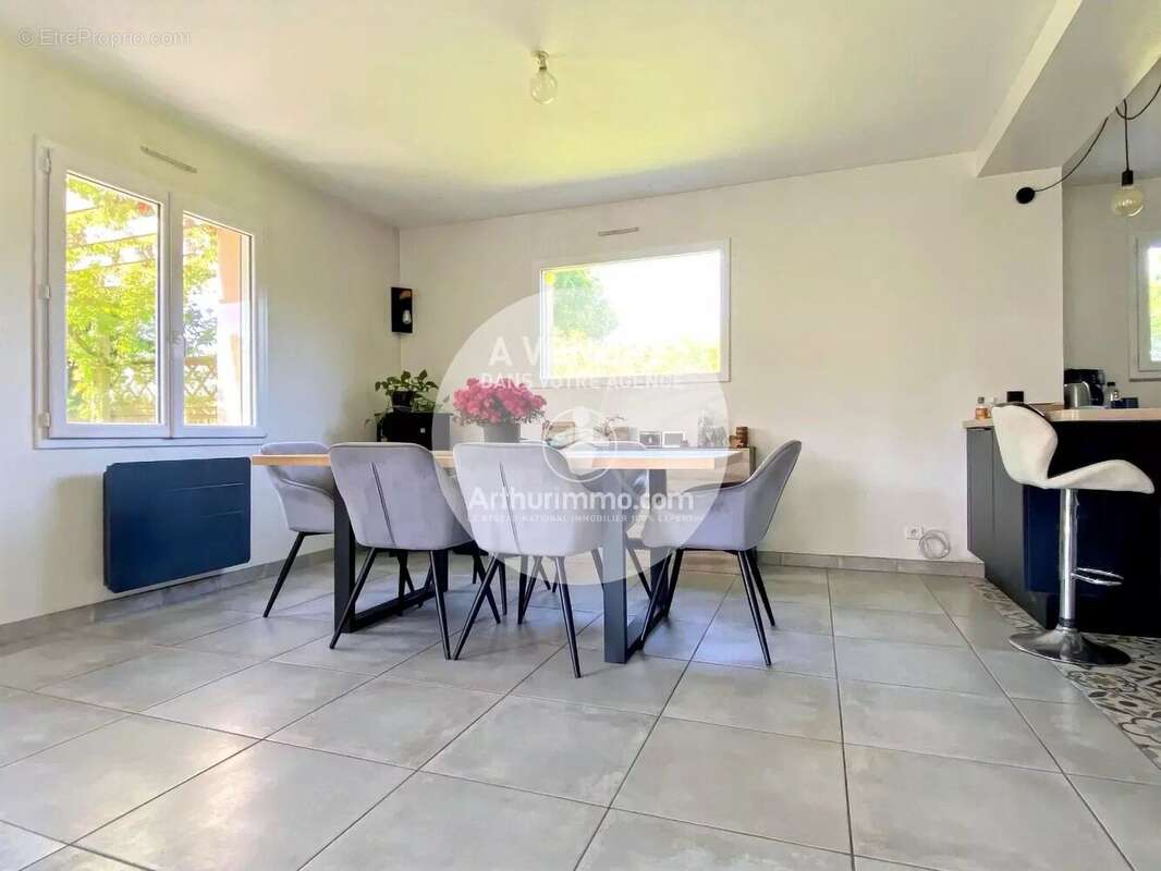 Maison à CAMPBON