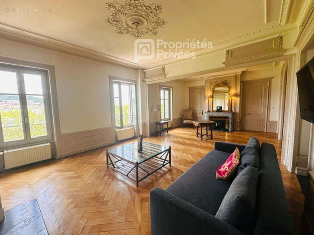 Appartement  3 pièces 130 m2 sans vis à vis - photo 3