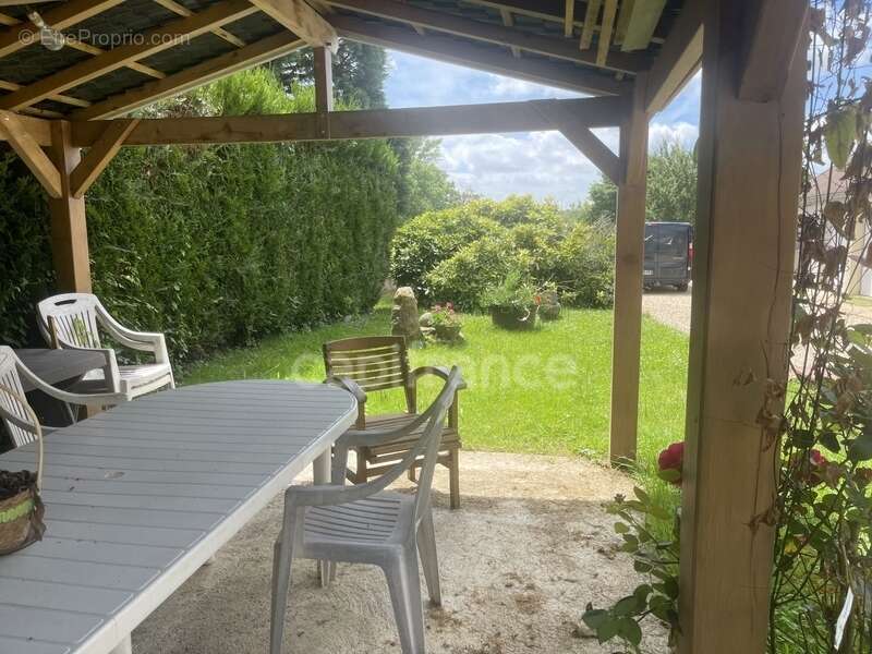 Maison à ARCES-DILO