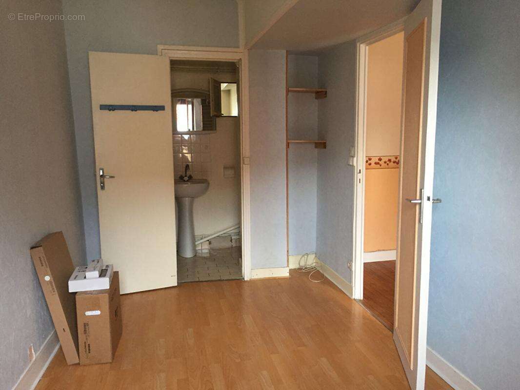Appartement à ANGERVILLE