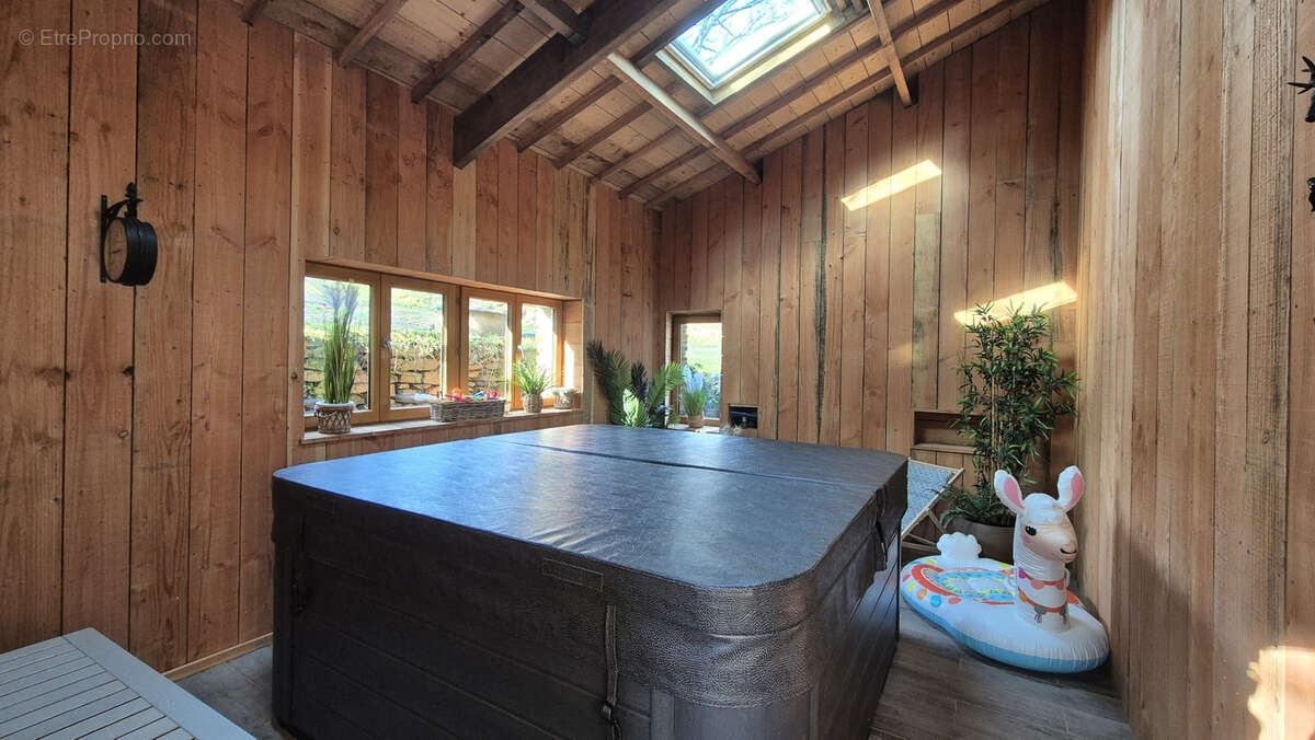 Maison à CLOHARS-CARNOET