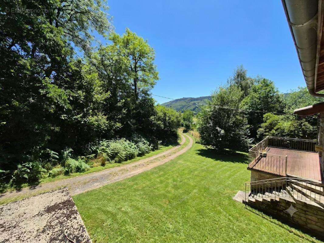 Maison  7 pièce +/-170 m2 + jardin - photo 3