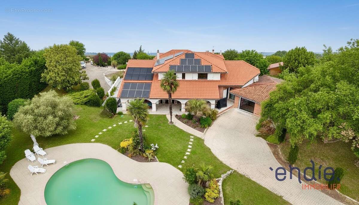 Maison à TOURNEFEUILLE