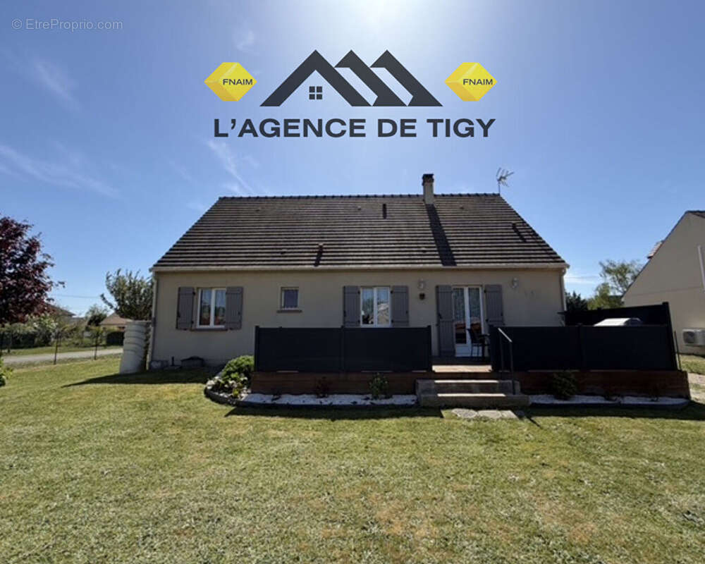 Maison à NEUVY-EN-SULLIAS