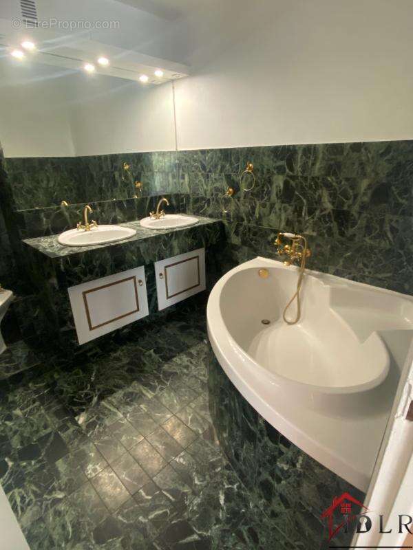 Bel appartement lumineux 110 m2 centre-ville chaumont - photo 12