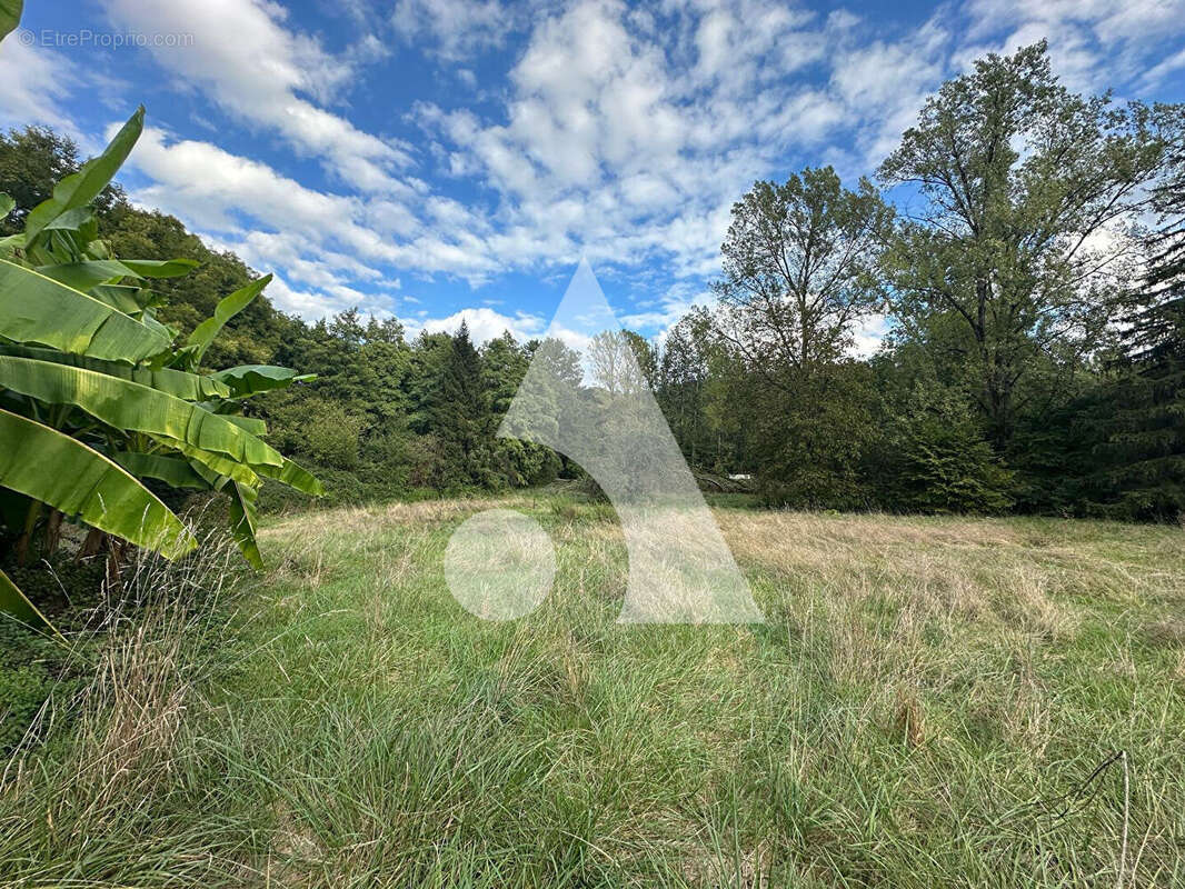 Maison à LISSAC-ET-MOURET