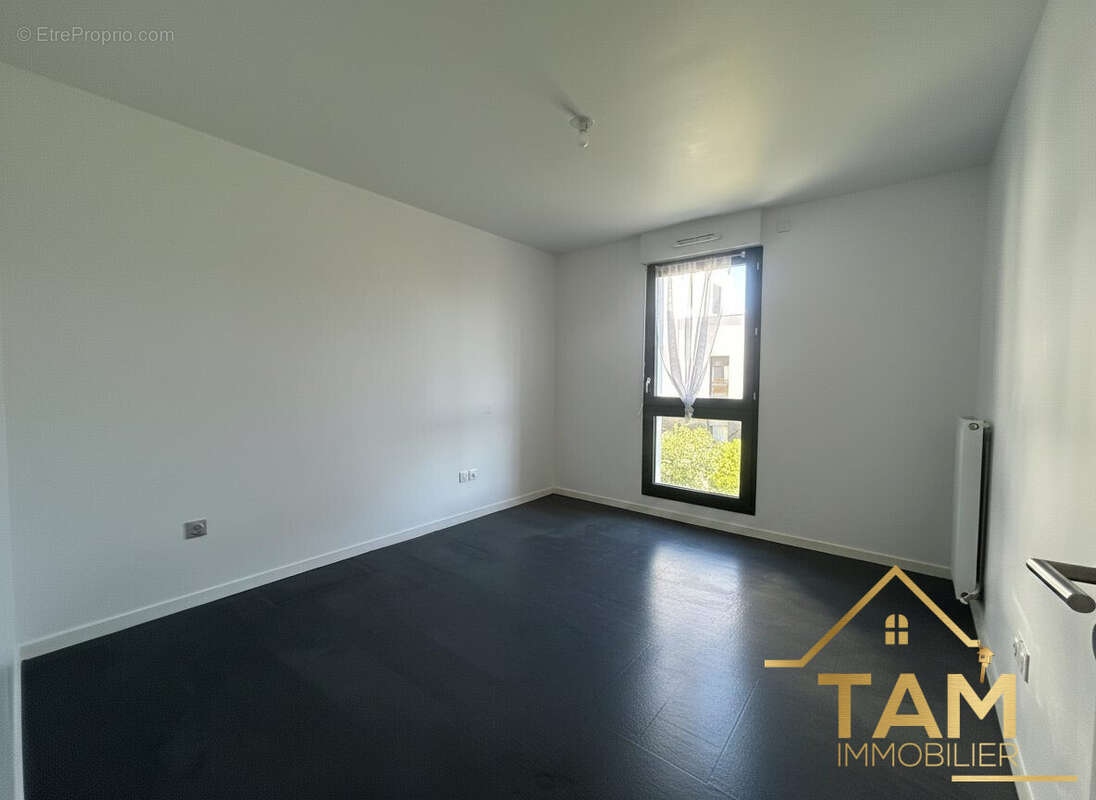 Appartement à SAINT-CYR-L'ECOLE