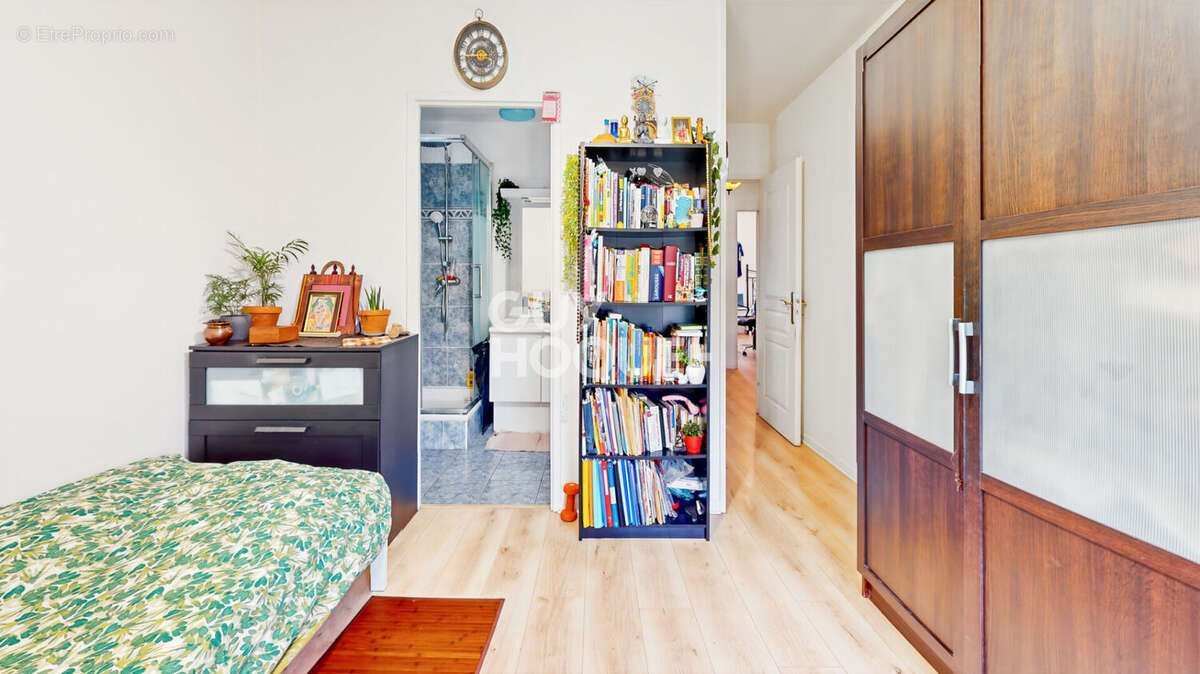 Maison à BAILLY-ROMAINVILLIERS