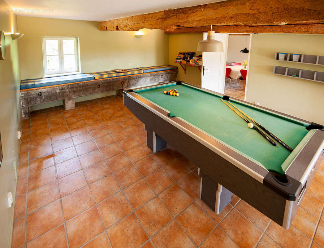 games room - Maison à MONTREAL