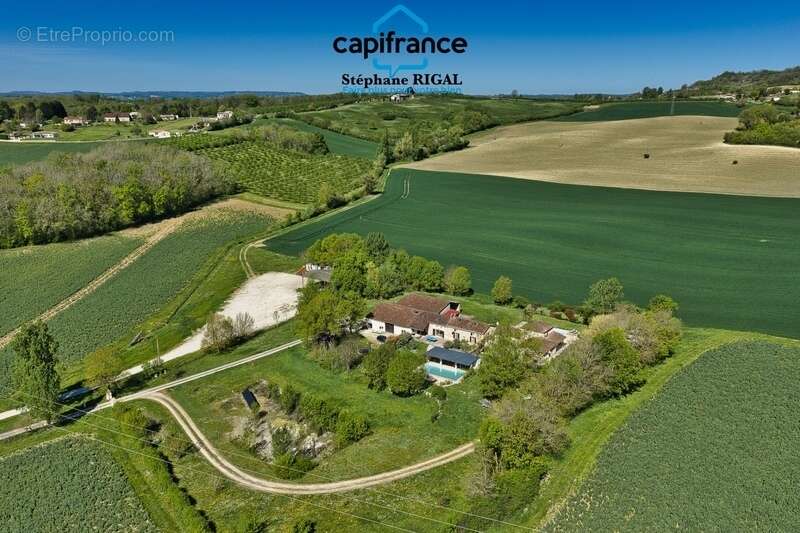 Propriete à vendre 11 pièces MONSEGUR (47) Propriété avec maison et maison d'amis de 260m2 habitables sur 12 757m² de terrain -  - photo 24