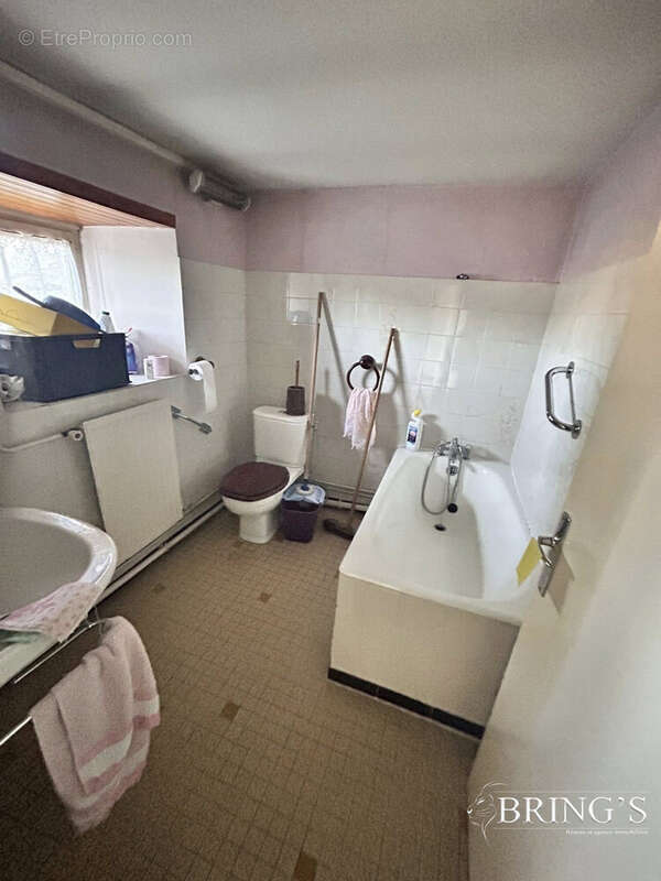 Maison à MONTFERRAT