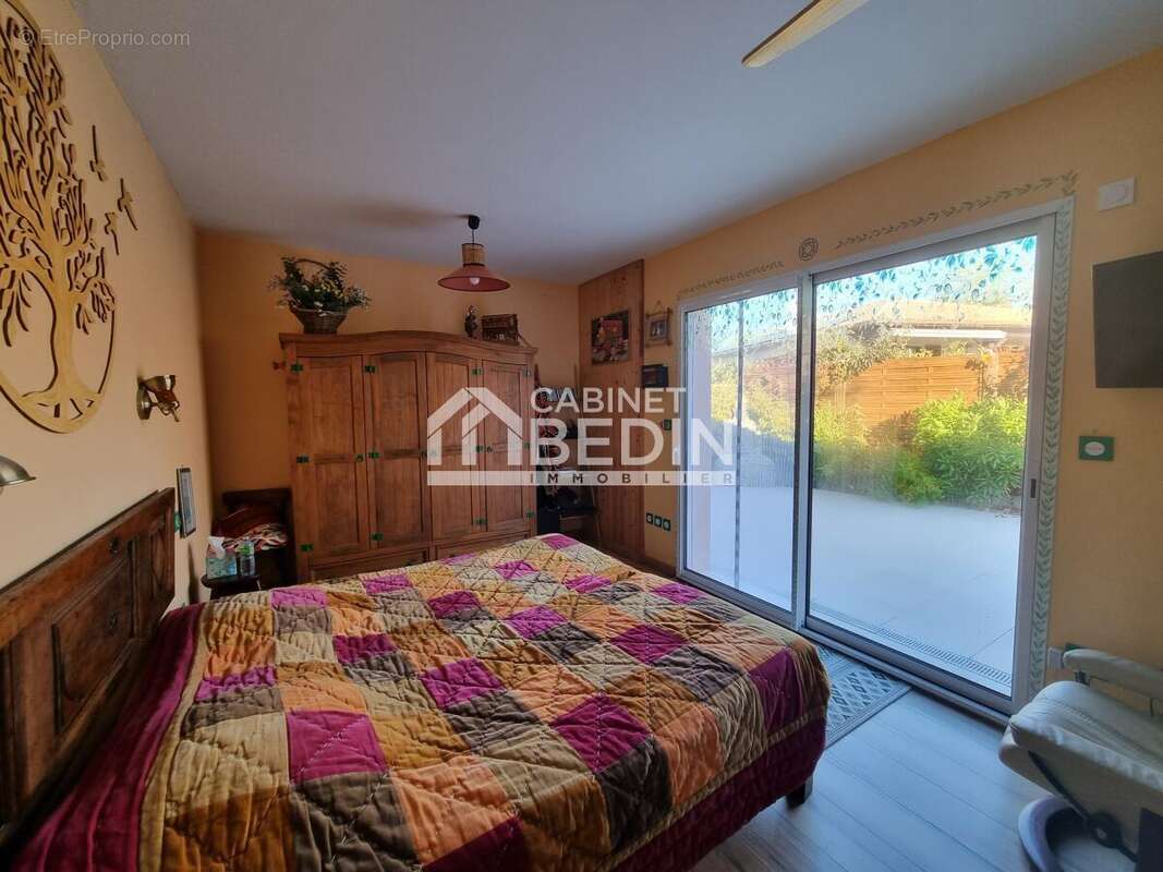 Maison à SAINT-SEURIN-SUR-L&#039;ISLE