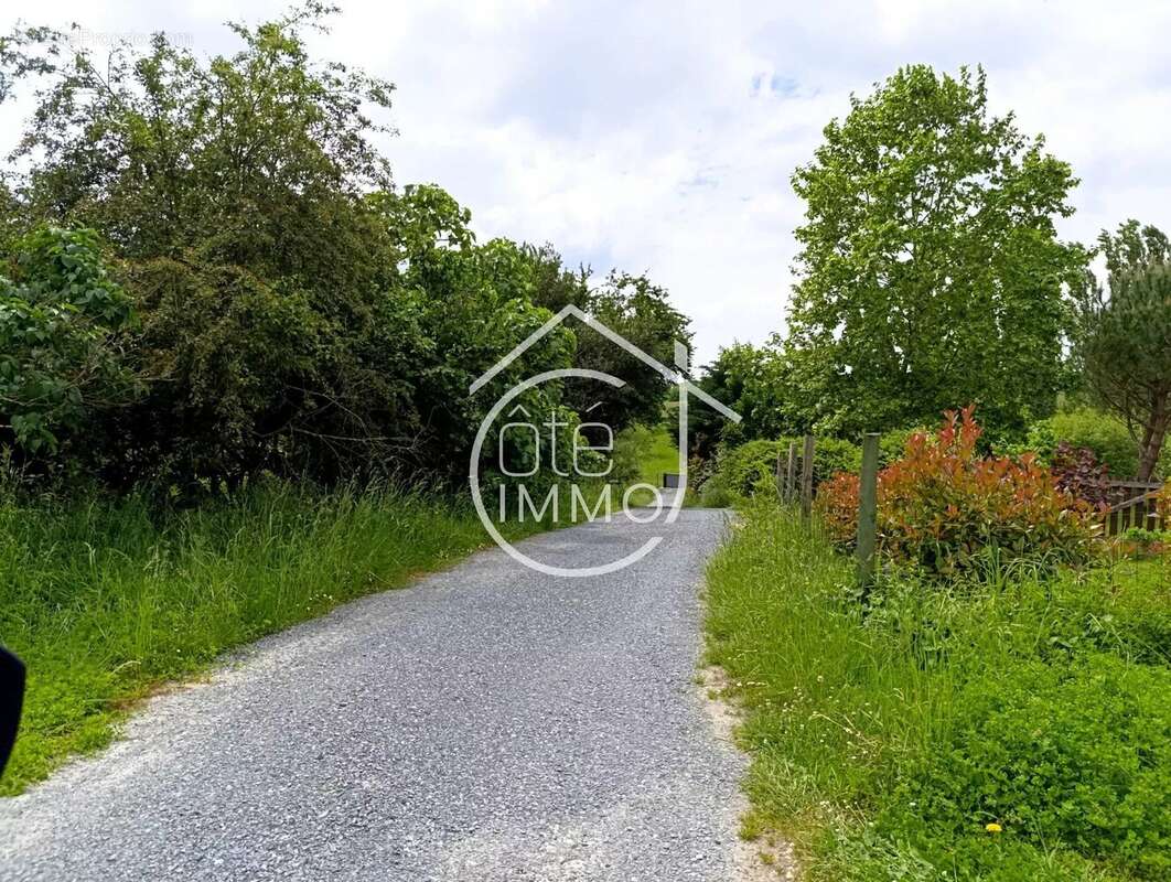 Terrain à PRIGONRIEUX