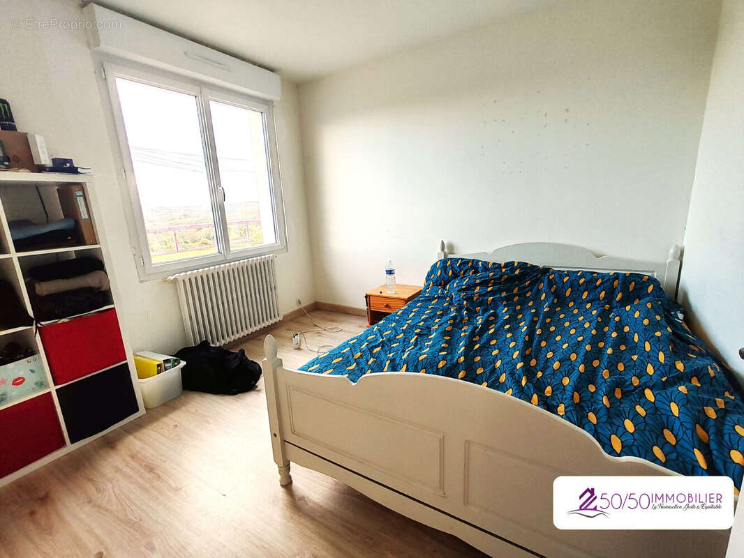 Maison à SAINT-MARTIN-DES-CHAMPS