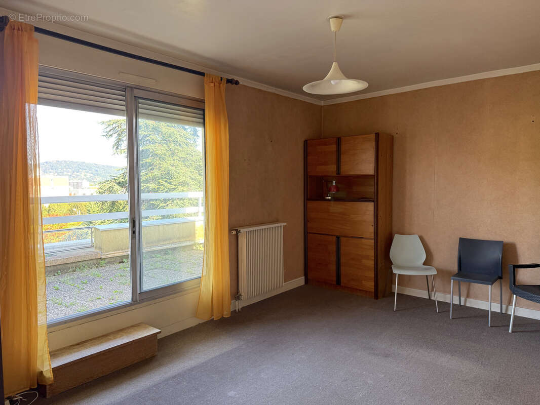 Appartement à CALUIRE-ET-CUIRE