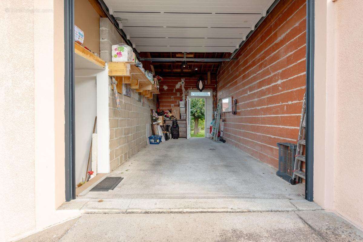 Maison à BLAYE-LES-MINES