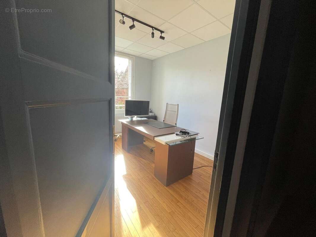 Appartement à NANTERRE