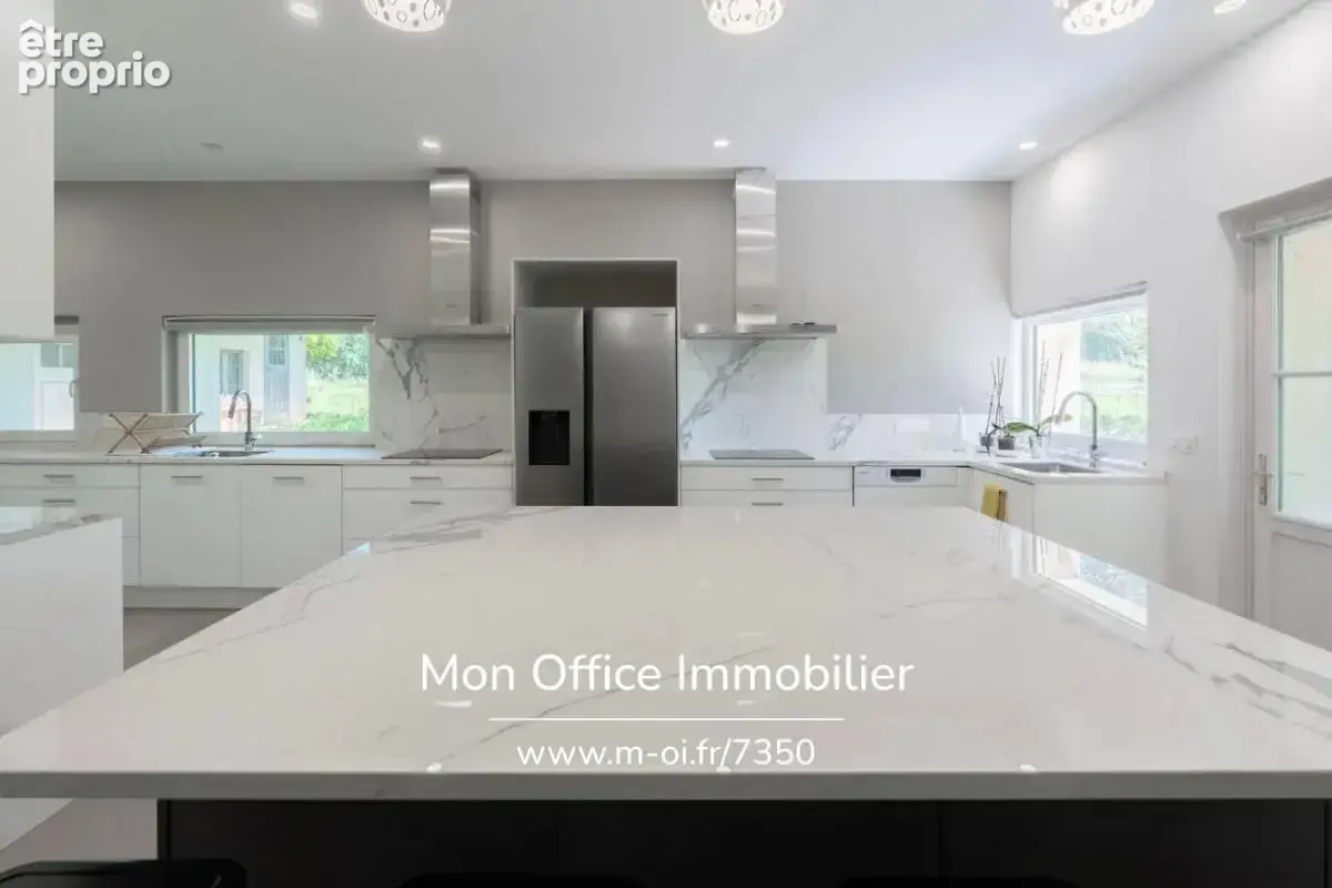 Référence : 7350-NGU - Maison 8 pièces - 7 chambres dont 3 suites - 280m2 sur 3500m2 - 8min du centre ville d'Aix en Pce - photo 11