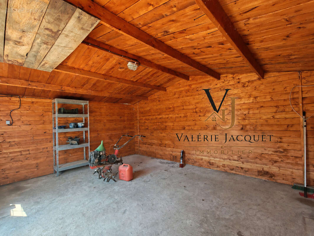 À Moulin-Neuf, maison rénovée en 2025 avec vie de plain-pied et grand terrain constructible - photo 14