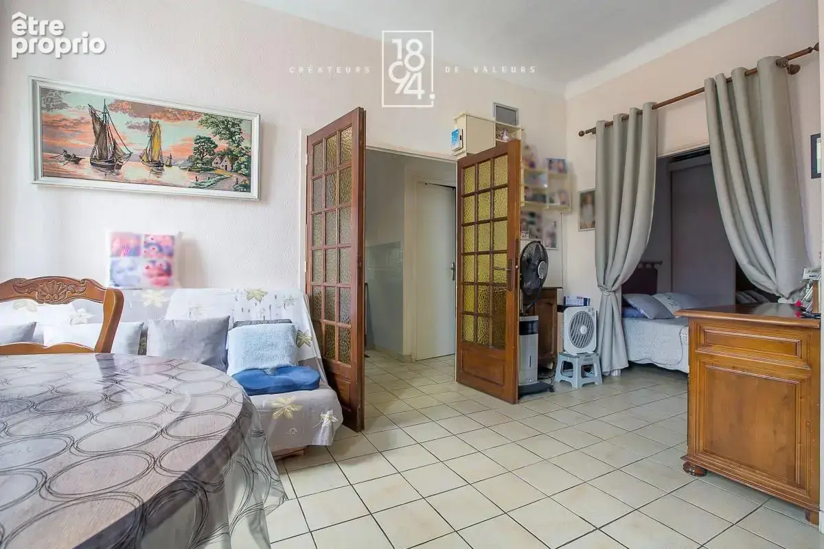 T2 40 m² – Baille / Conception – Dernier étage, faibles charges - photo 3