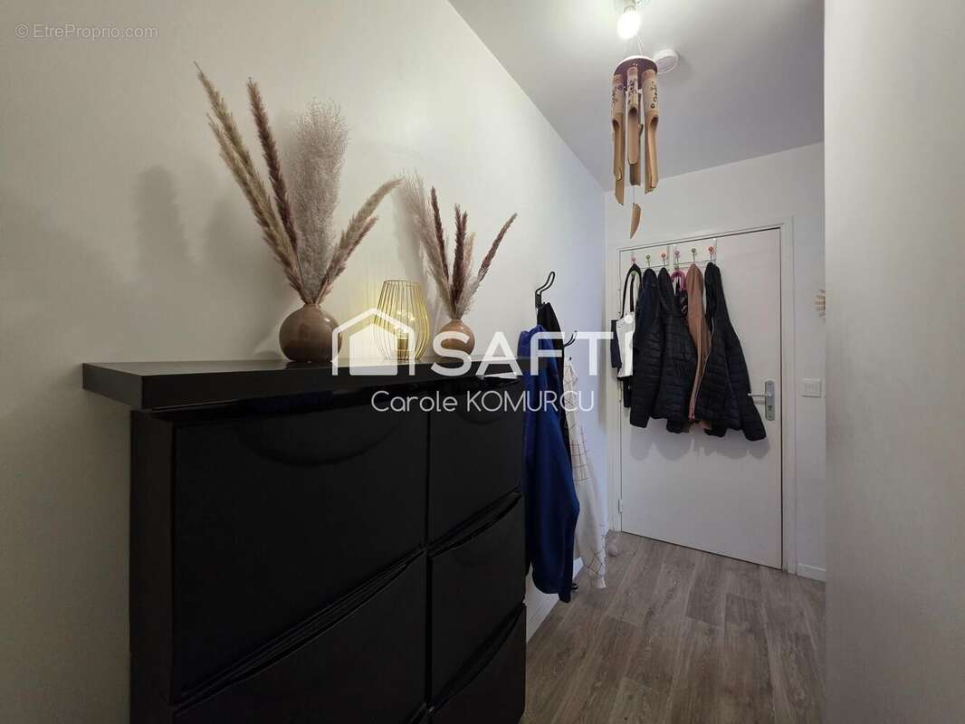 Photo 2 - Appartement à ERAGNY
