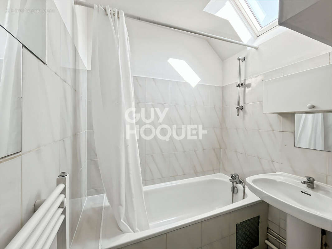 Appartement à FONTENAY-TRESIGNY