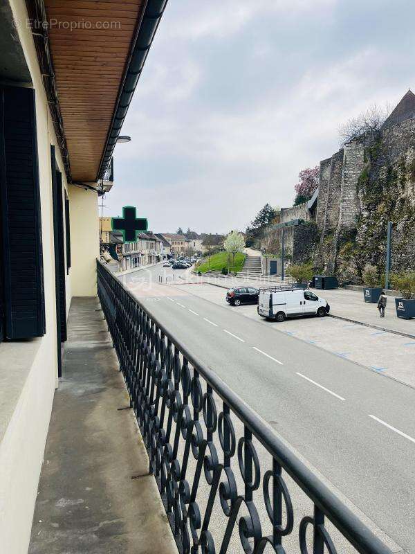 Appartement à MORESTEL