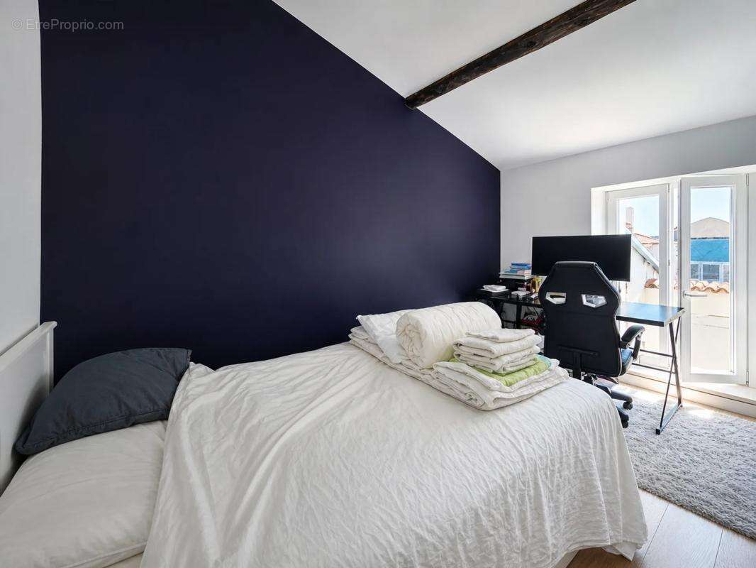 Maison de 7 pièces de 160 m² situé à Jarnac - photo 5