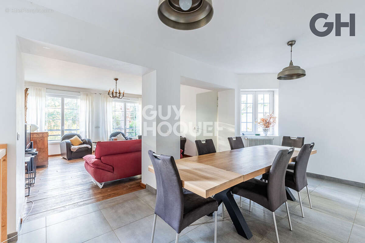 Maison de caractère en meulière de 162m² à soisy-sur-seine - photo 2