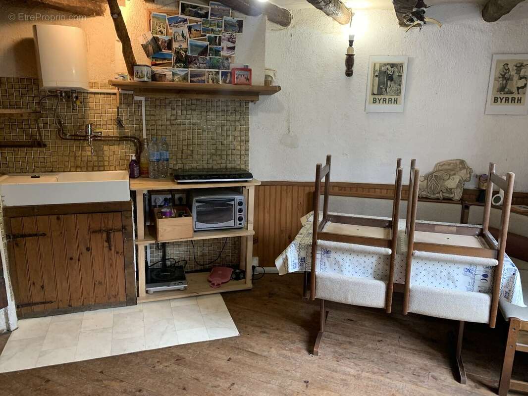 Maison à FONTPEDROUSE