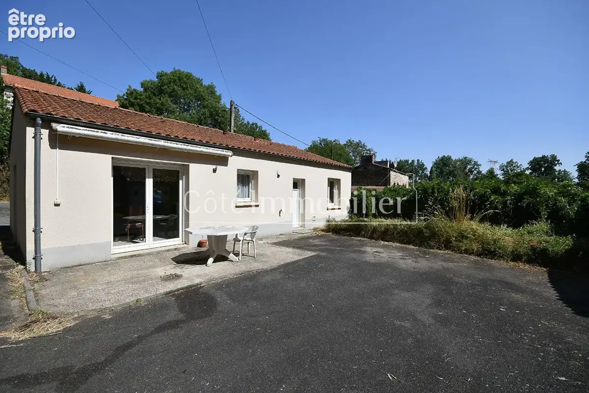 Maison à BOUGUENAIS