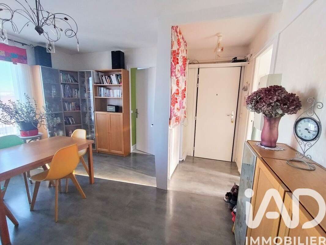 Photo 8 - Appartement à REIMS