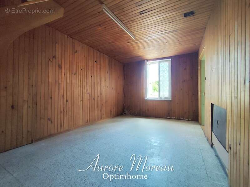 Maison à VAUX-ANDIGNY