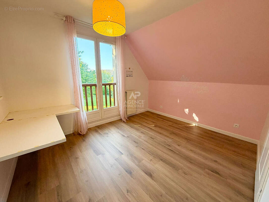 Maison à COURDIMANCHE
